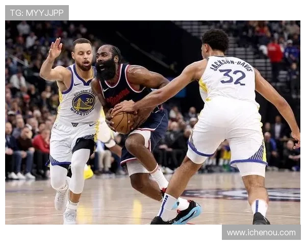 2014年勇士与快船激战回顾赛果分析及精彩瞬间总结