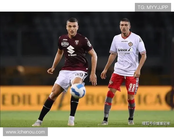 汉堡与波鸿历史交战回顾及战绩分析探讨 汉堡与波鸿历史交战回顾及战绩分析探讨