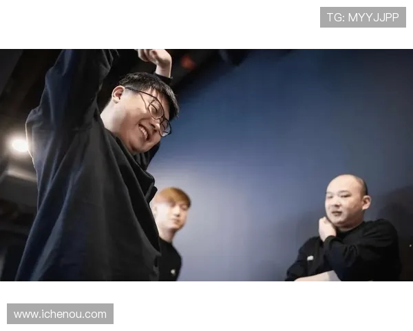 DOTA2热议EDG技术争议背后的战术思考与未来发展方向